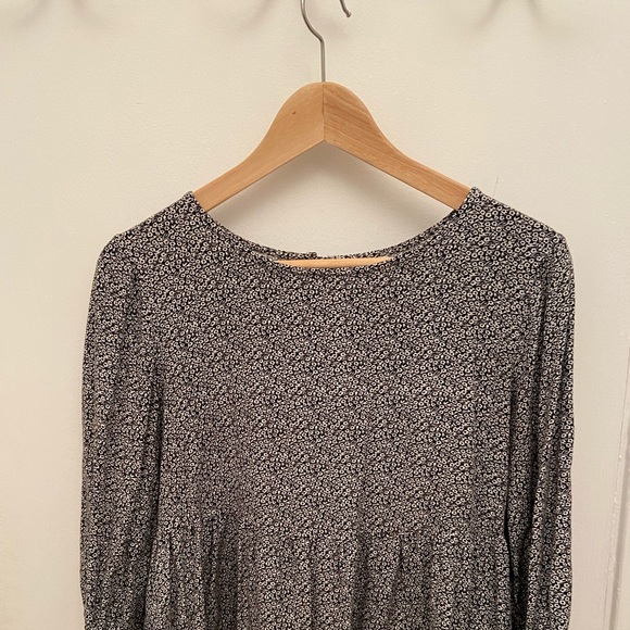 Urban Outfitters - Sz M Peplum Top - Picture 1 of 3